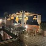 Riad Dar Lakbira